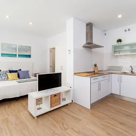 Luna Apartment